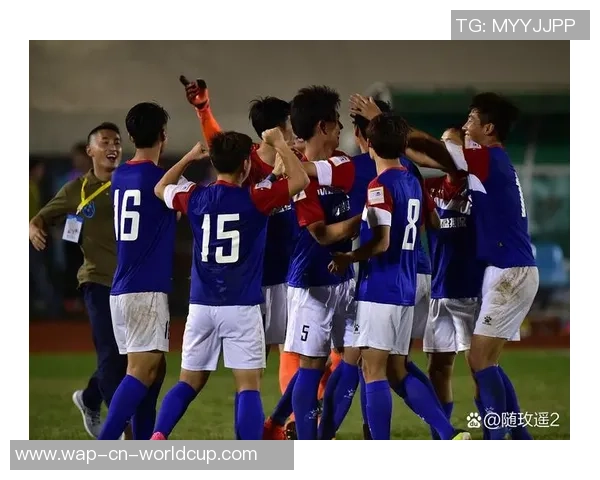 钱宝网足球队：激情赛场上的奋斗与荣耀，携手共创辉煌未来